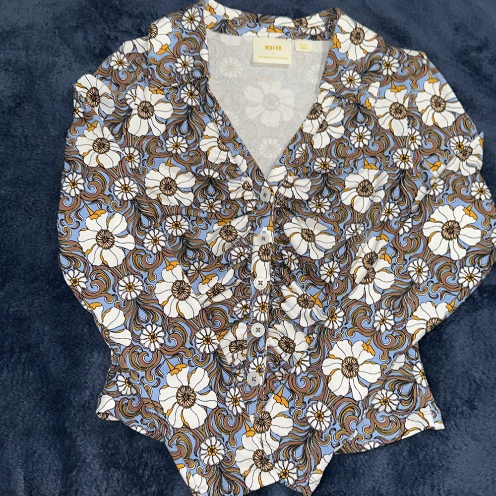 Maeve Ruched Floral Button Up Shirt - Picture 3 of 7